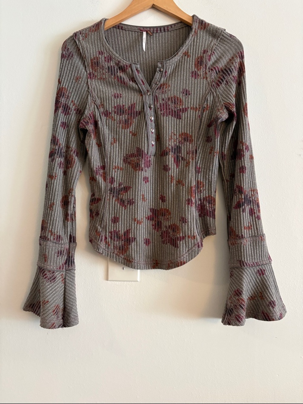 Free People Layer Me Floral Ribbed Henley Top Women’s Size Medium